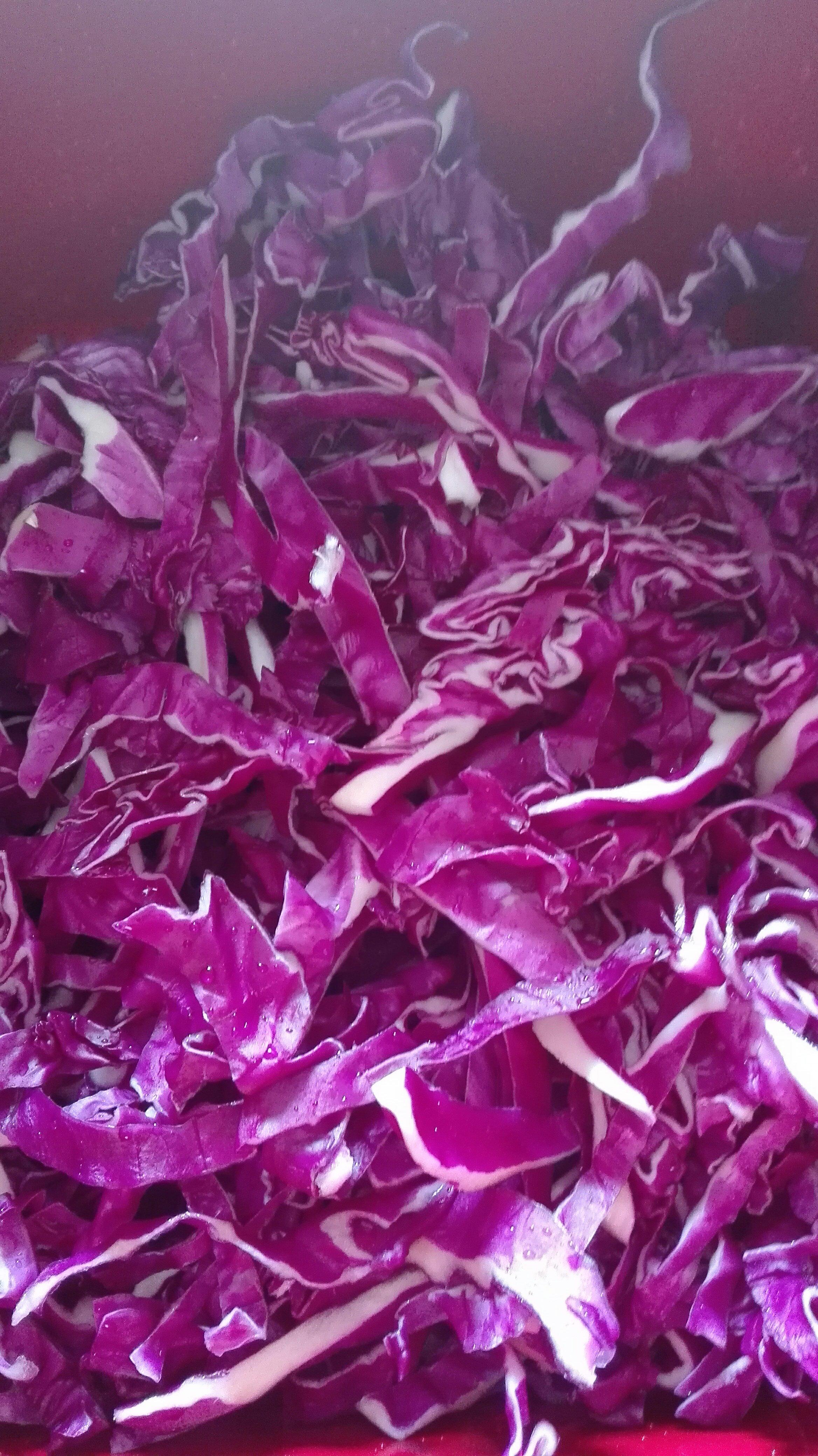 爽脆清淡素菜，紫色包菜的做法 步骤1