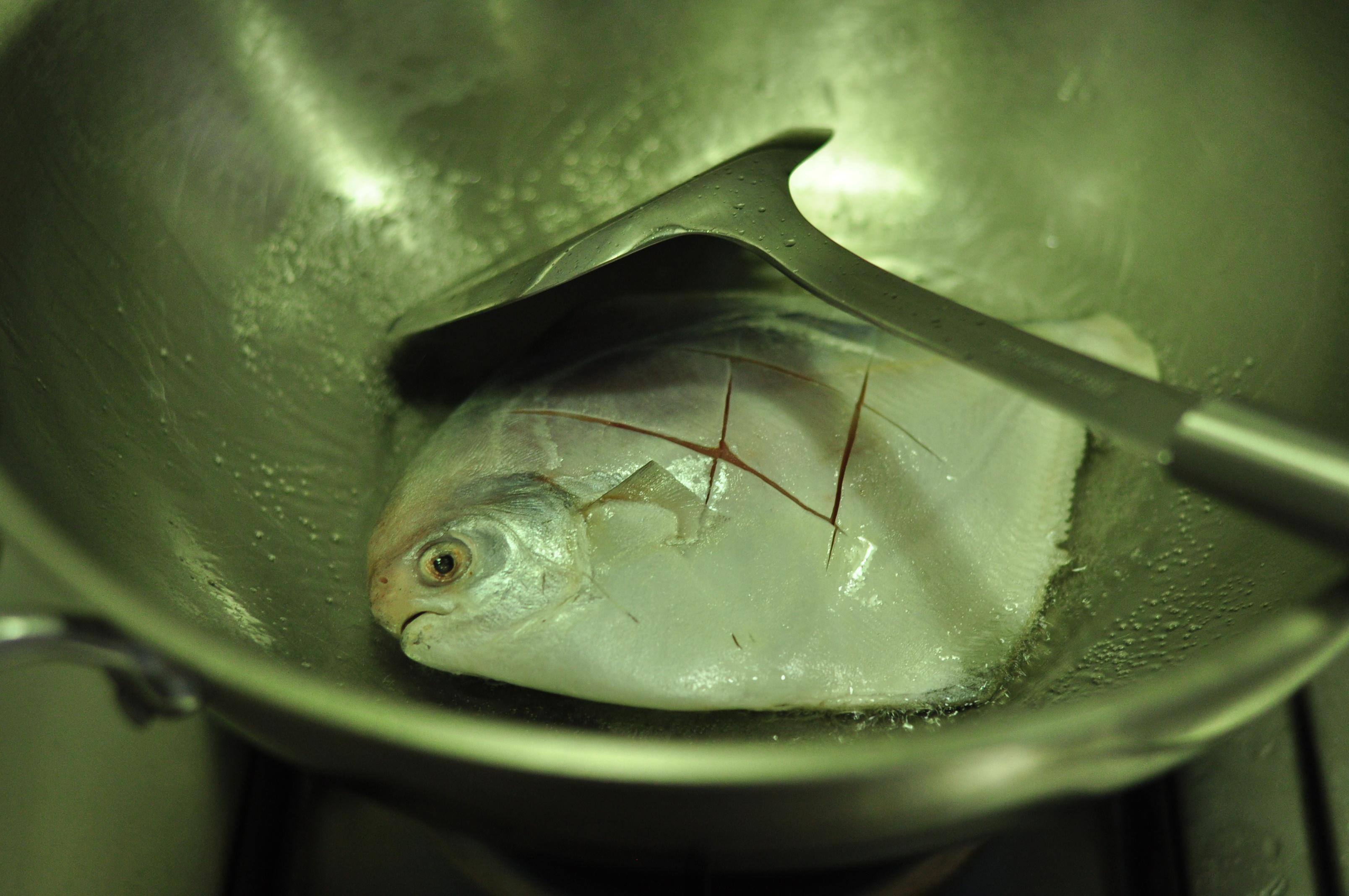 紅燒鯧鯿魚的做法 步骤2