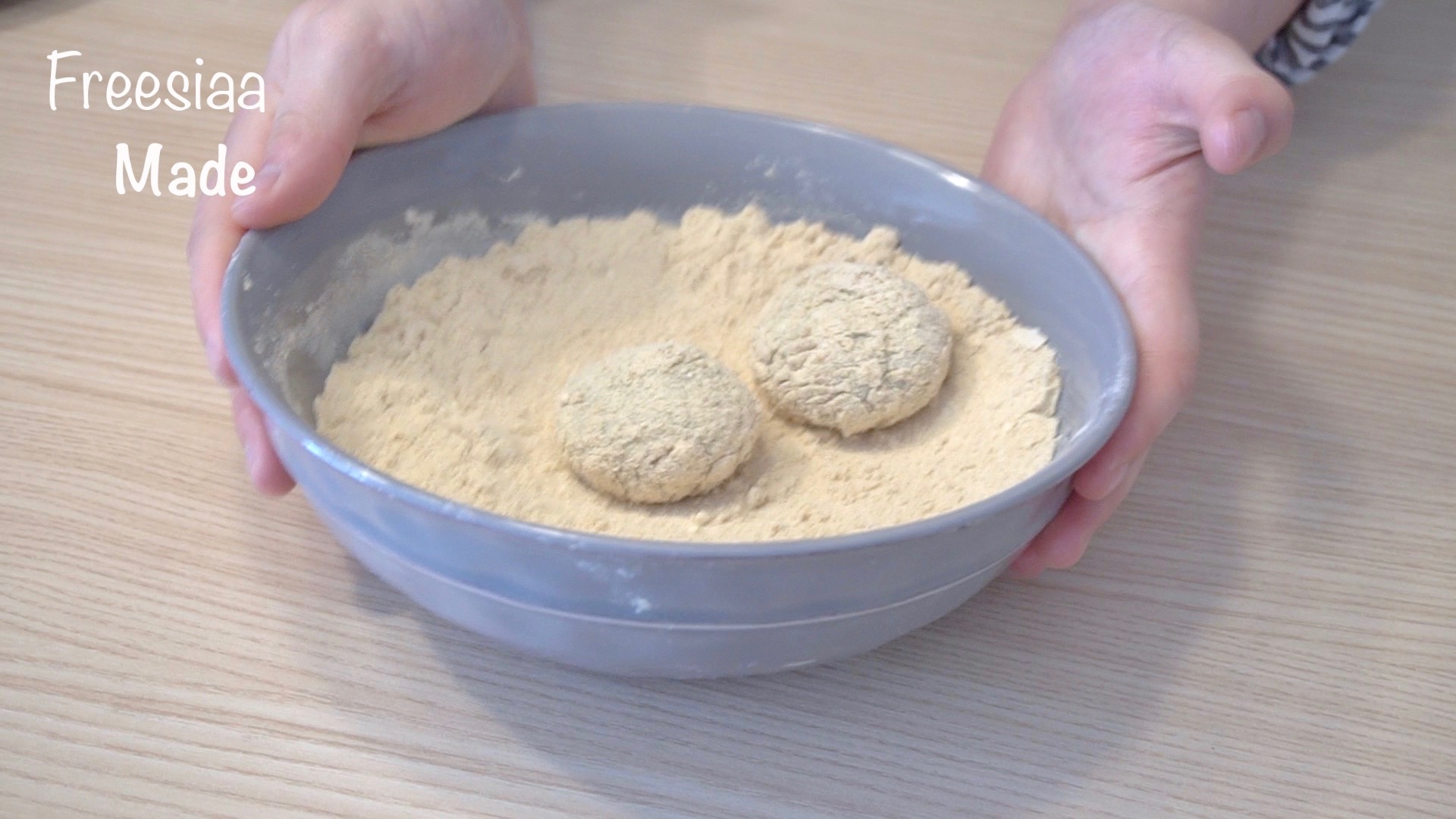 【視訊】黑芝麻豆麪湯圓（自制流沙黑芝麻餡）～雲南小吃的做法 步骤14