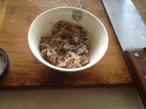 下飯菜——肉釀虎皮尖椒的做法 步骤1