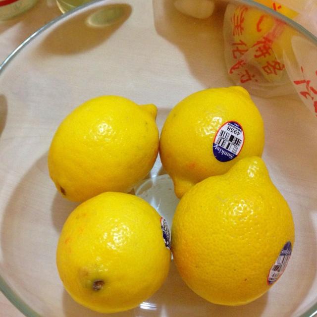 檸檬醋（夏日減肥美容特飲）的做法 步骤1