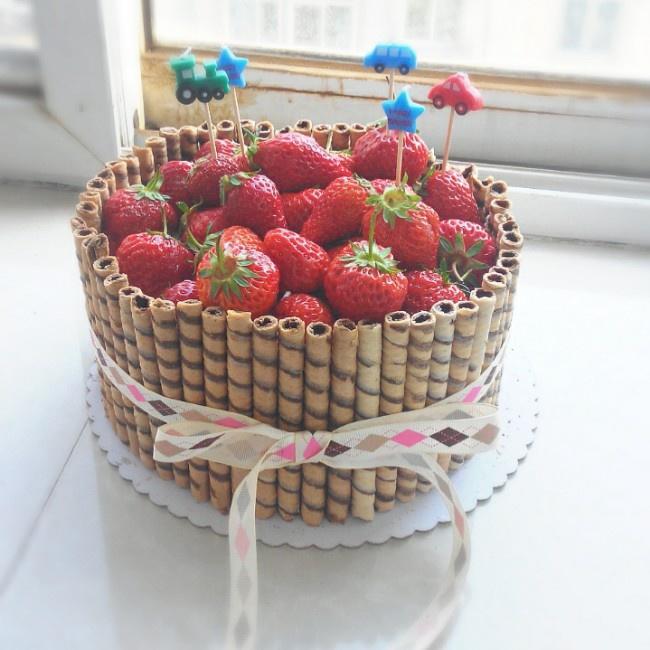 寶貝的創意草莓蛋糕的做法 步骤2