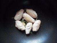 幹鍋雞翅的做法 步骤5