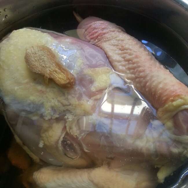 火腿土雞火鍋的做法 步骤1