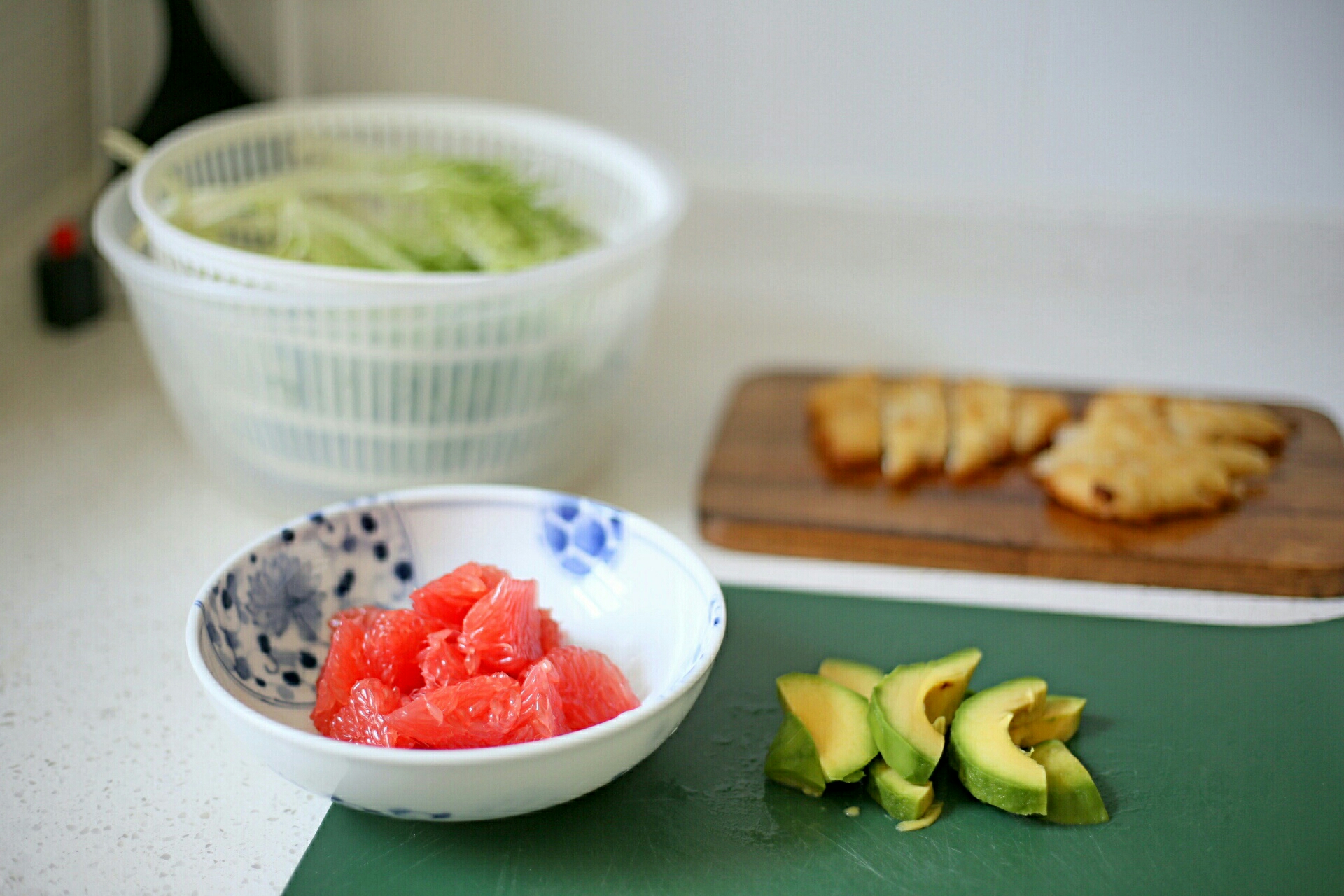 【山姆廚房】煎魚柚子沙拉的做法 步骤6