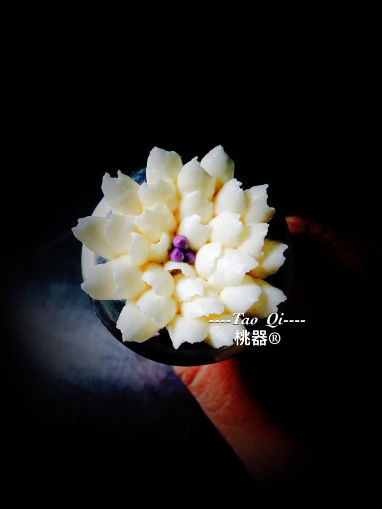 韓式裱花花型—桃器的做法 步骤52