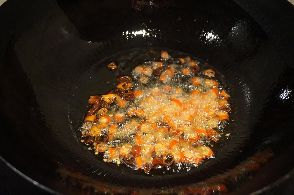 涼拌金針菇的做法 步骤4