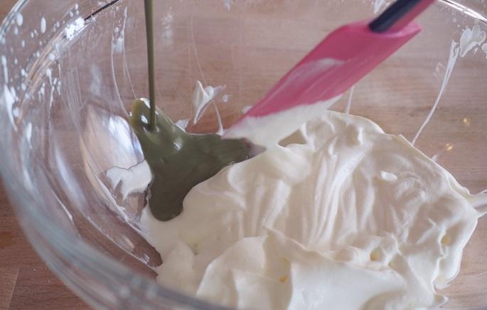 3種口味自制冰淇淋DIY（綠茶 巧克力 香草）--無需冰淇淋機的做法 步骤6