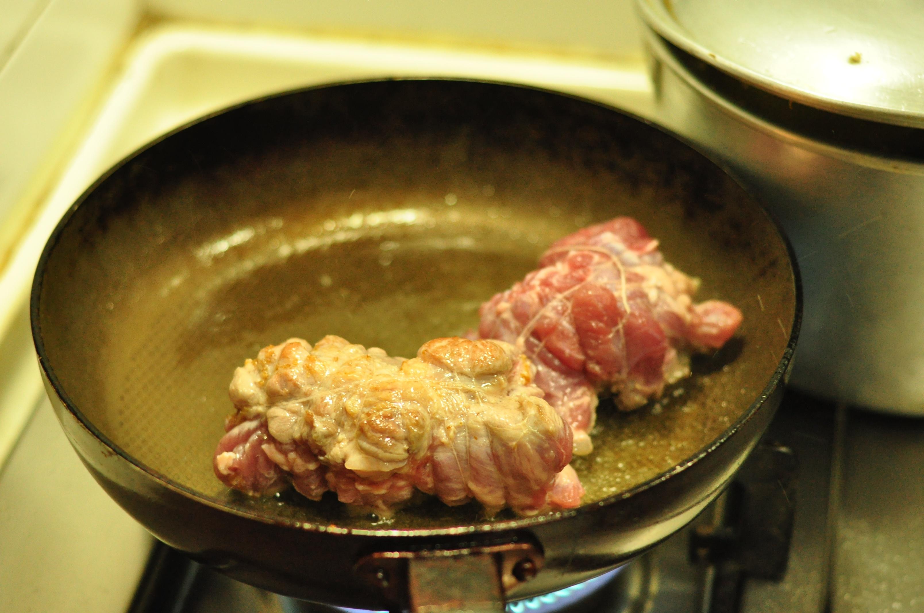 日式豚肉拉麪的做法 步骤4