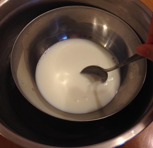 牛奶布丁的做法 步骤3