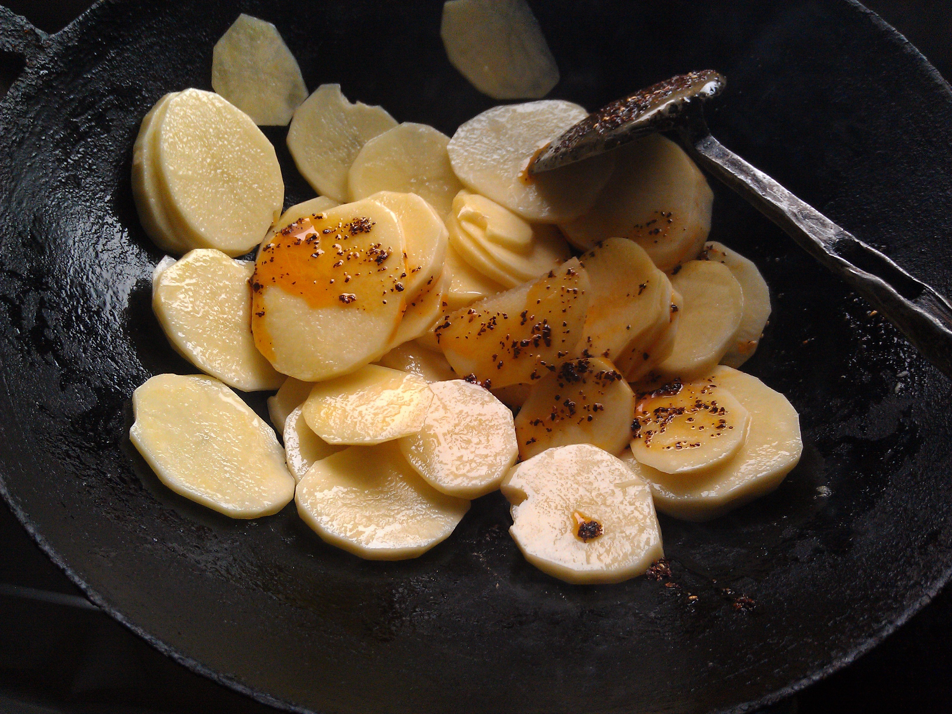 飯盒系列——燒烤土豆的做法 步骤3