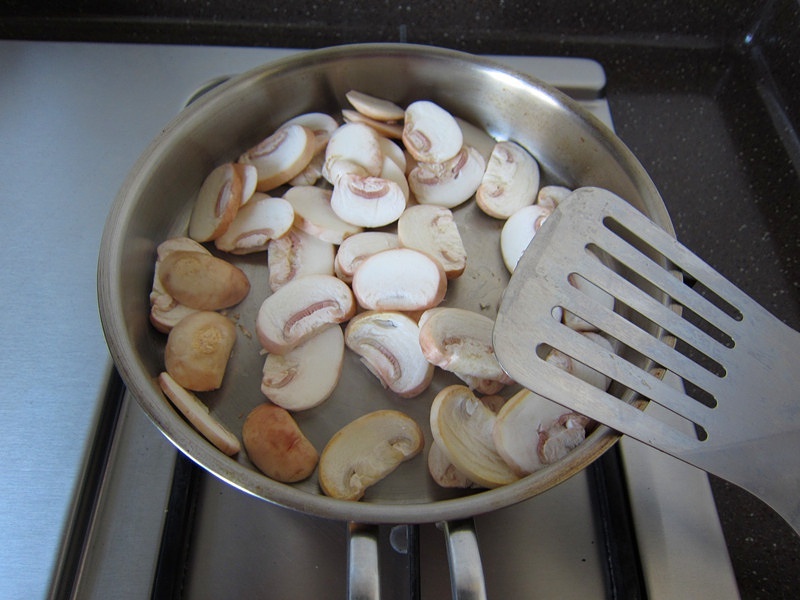 法式豆漿蘑菇濃湯的做法 步骤5