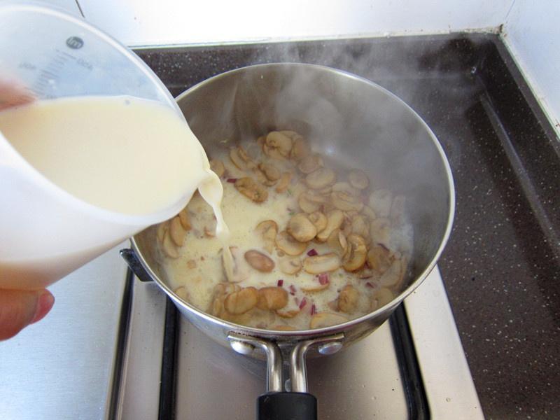 法式豆漿蘑菇濃湯的做法 步骤8