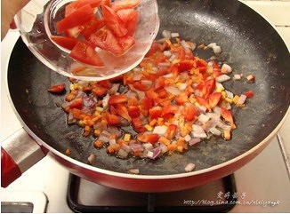 西班牙海鮮燴飯的做法 步骤3