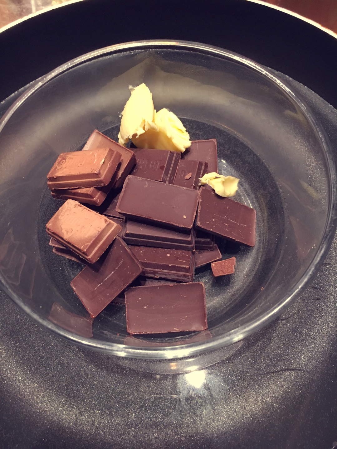 日式生巧克力—黑巧克力的做法 步骤1