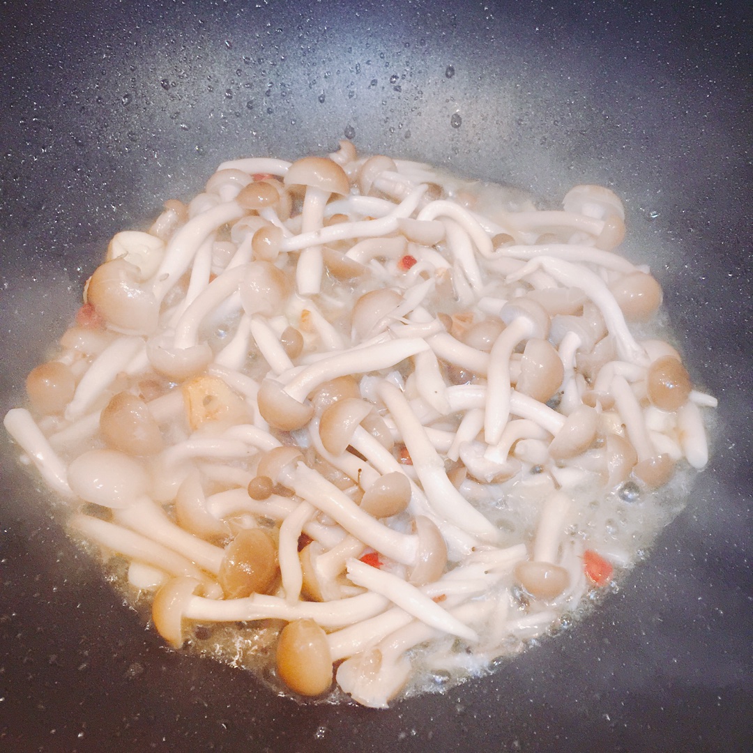 豆腐皮雞毛菜的做法 步骤2