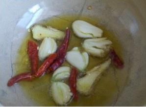 白菜粉條鮮蝦煲的做法 步骤5