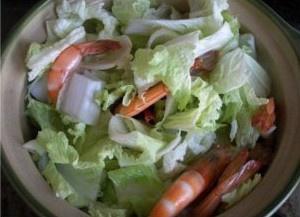 白菜粉條鮮蝦煲的做法 步骤8