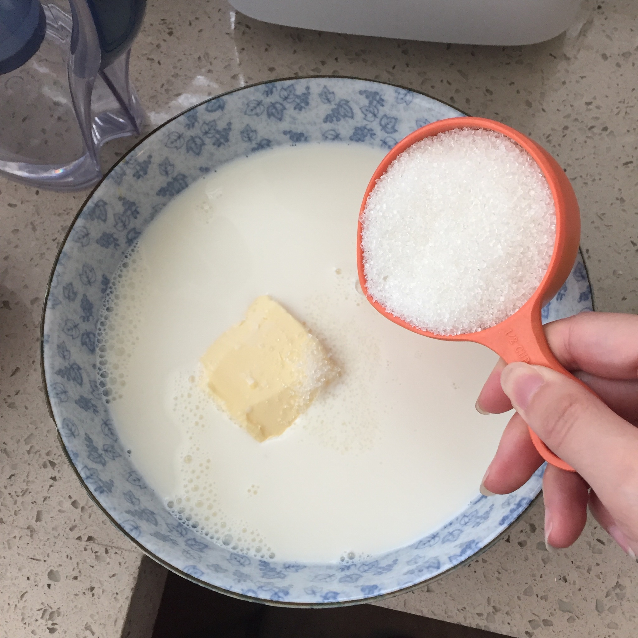 椰蓉冰皮月餅（微波爐版，免蒸）的做法 步骤2