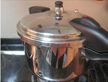 冬日暖身咖哩牛腩鍋的做法 步骤3