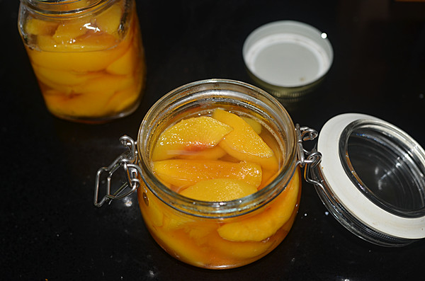 糖水黃桃罐頭的做法 步骤8