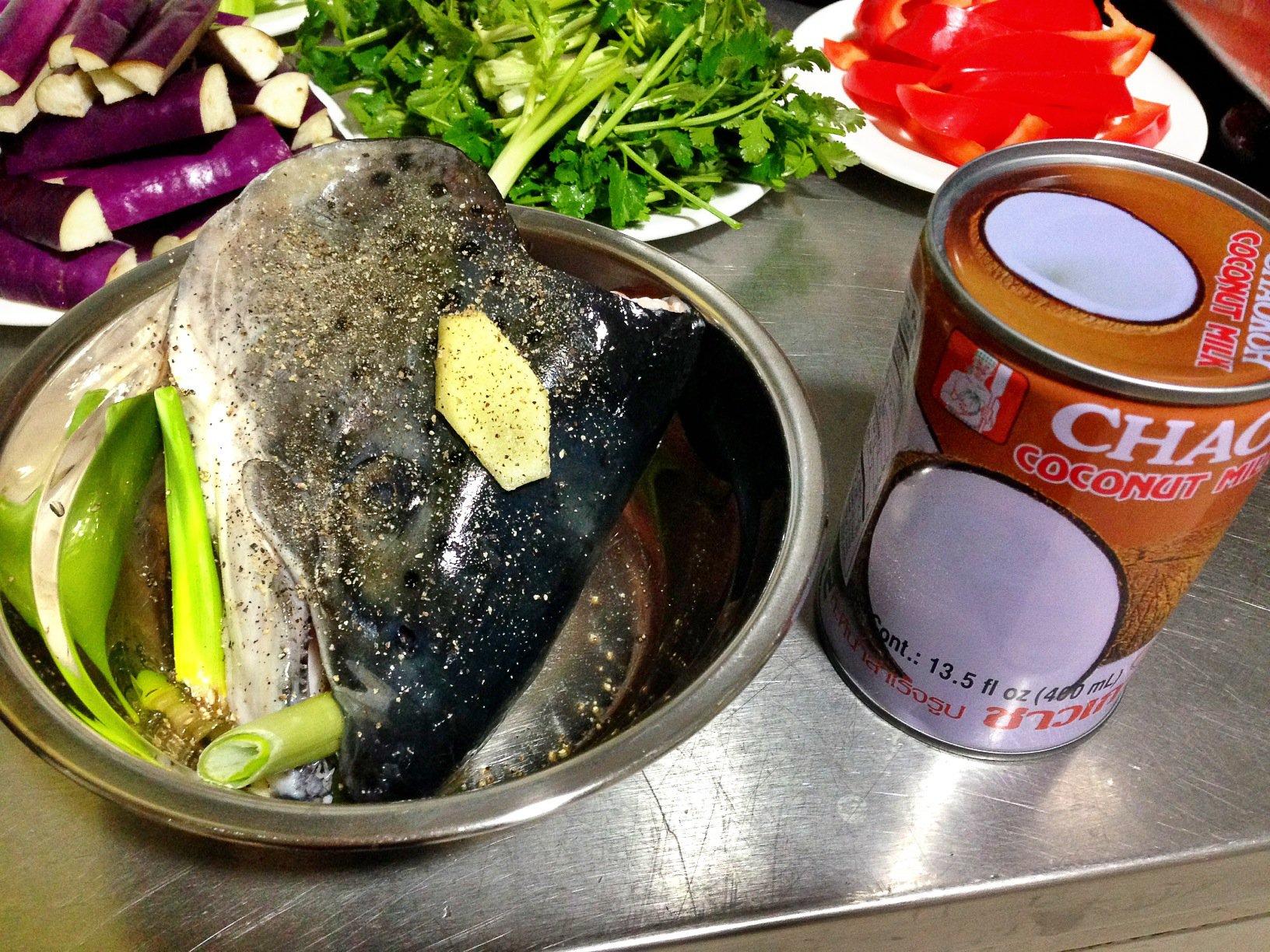 咖哩魚（三文魚頭+龍俐魚）的做法 步骤1