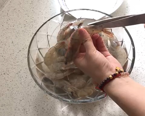 香辣基圍蝦的做法 步骤1