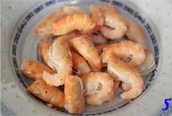 奶香青豆煨河蝦的做法 步骤5