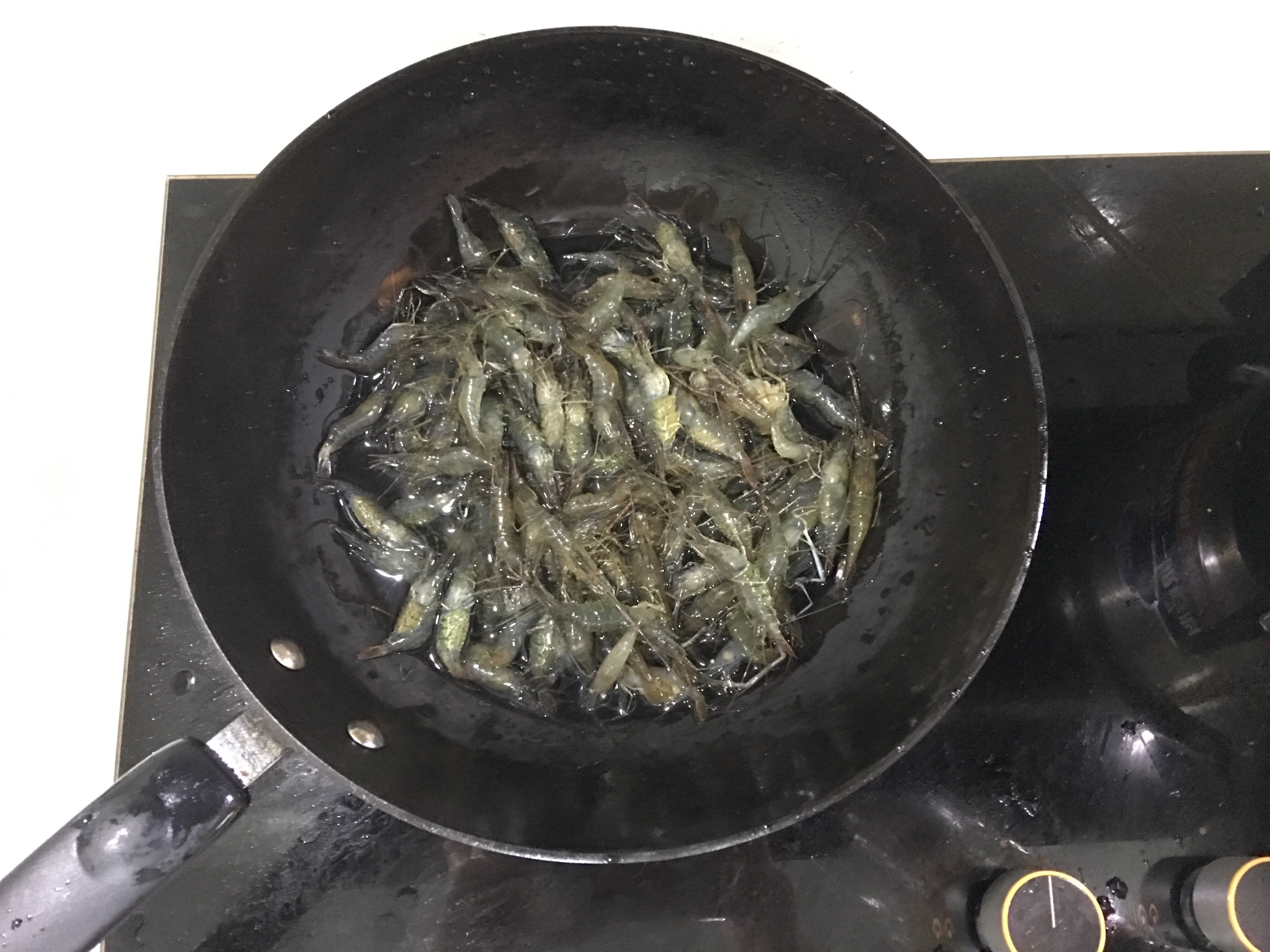 河蝦—香菜河蝦的做法 步骤1