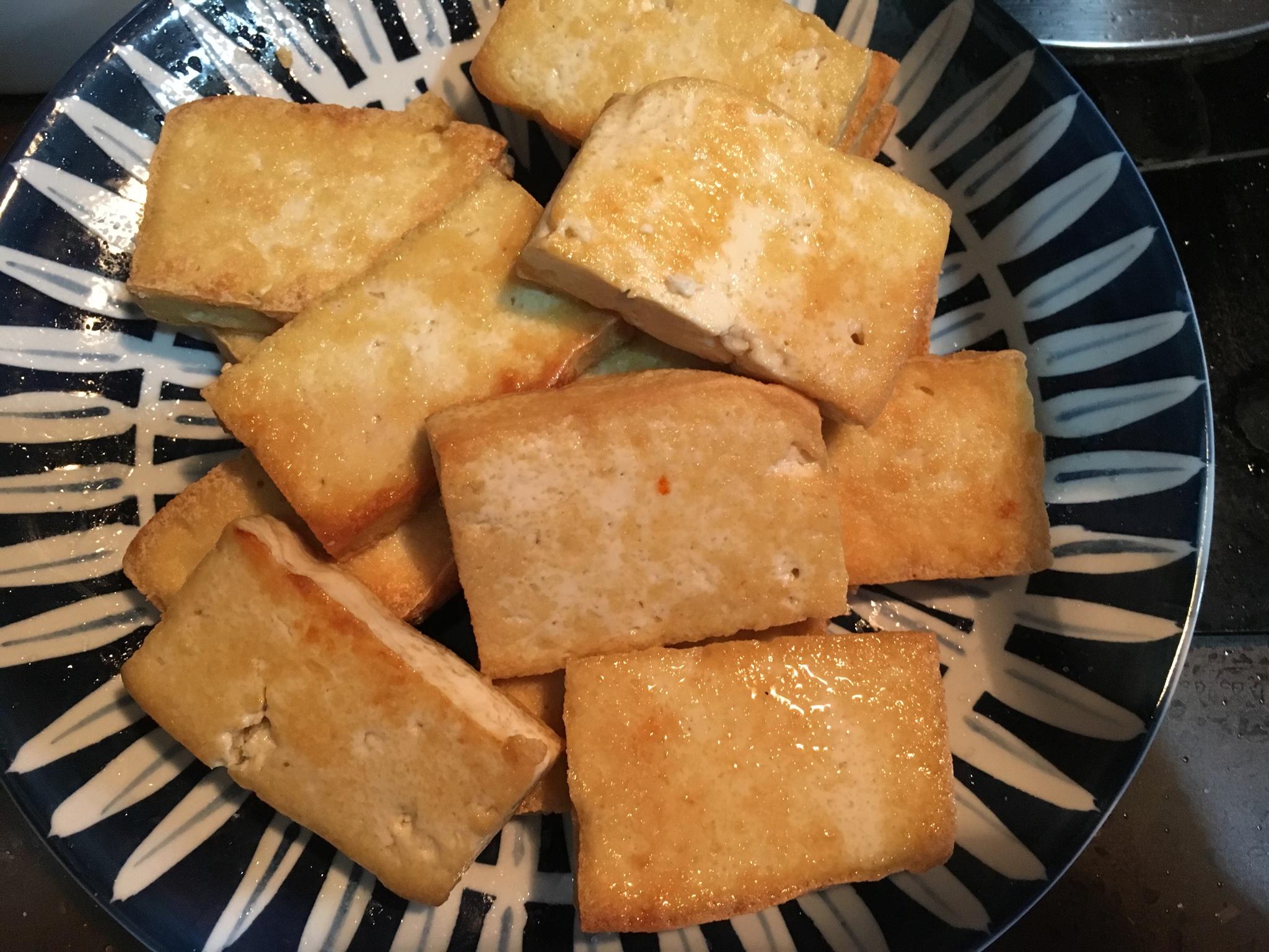 鹽煎老豆腐（蘸醬油）的做法 步骤4