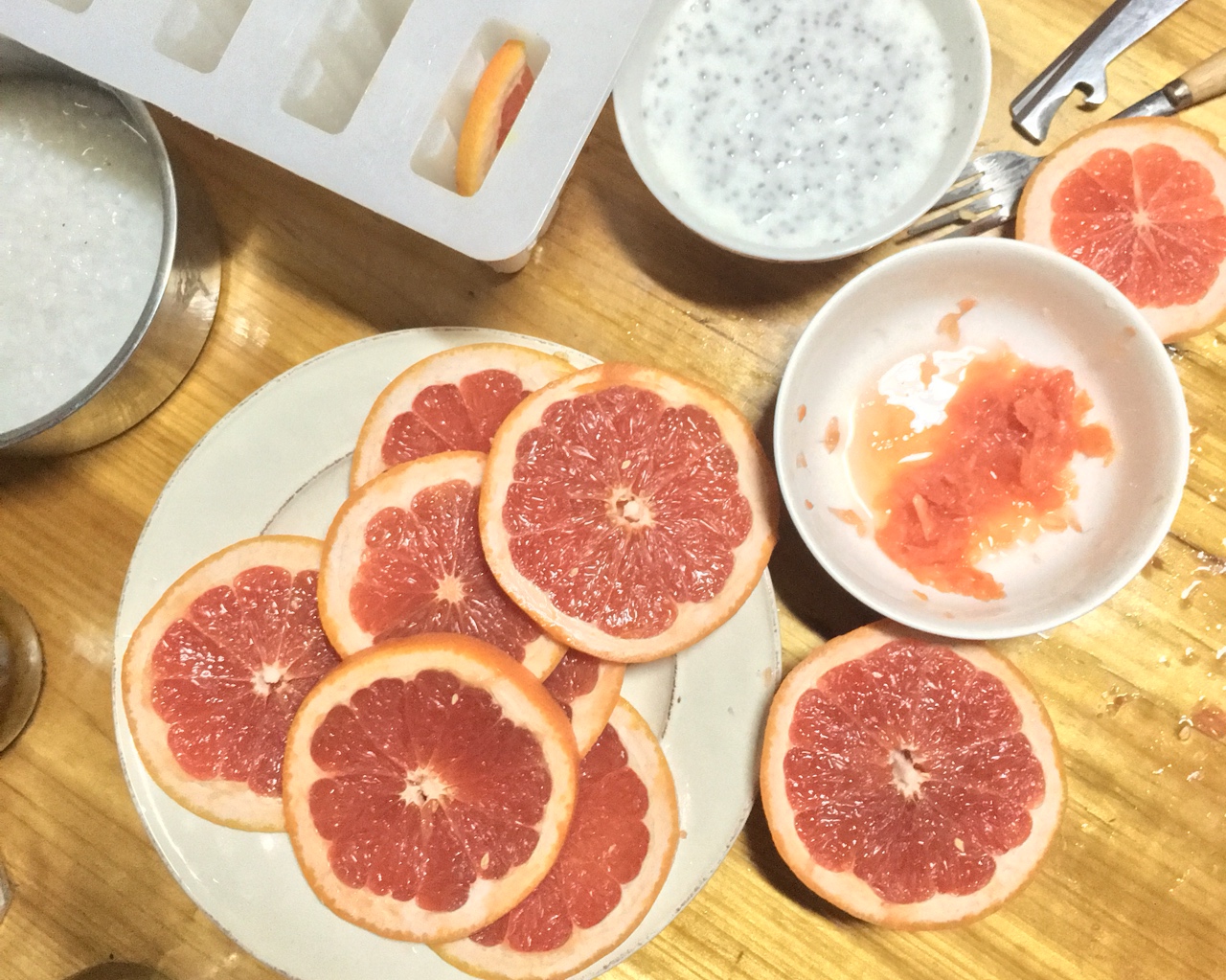 粉色西柚酸乳酪慕斯 | Pinkkk Grapefruit & Sour Cream Mousse的做法 步骤4
