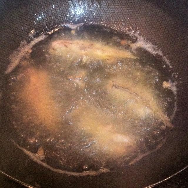 黃花魚罐頭（壓力鍋版）的做法 步骤2