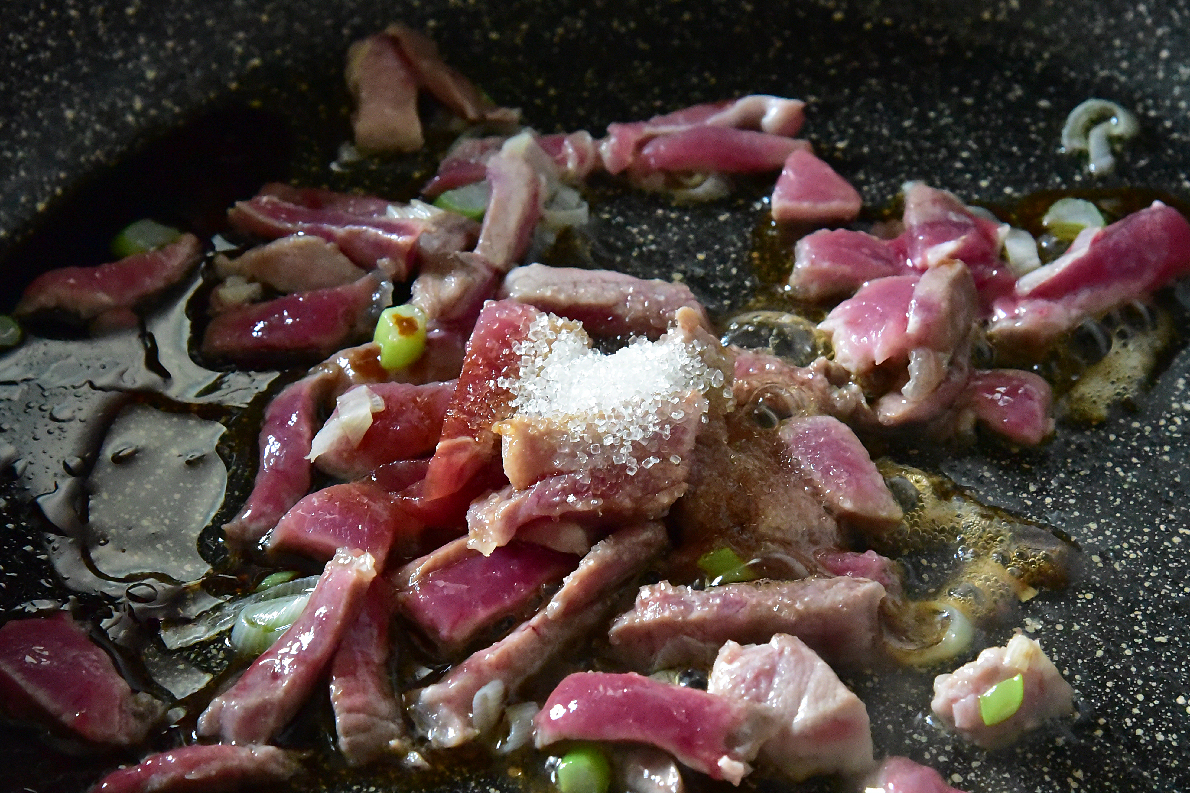 海鮮菇豬肉蓋飯的做法 步骤3