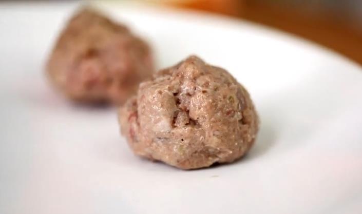 【Rachel khoo】豆豆肉丸湯（Bouillon de Cassoulet）的做法 步骤2
