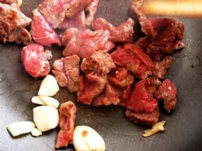 四季豆炒牛肉的做法 步骤4