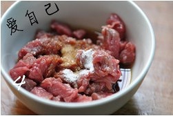 醬炒蘑菇牛肉的做法 步骤4
