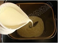 酸奶蜜豆吐司的做法 步骤2