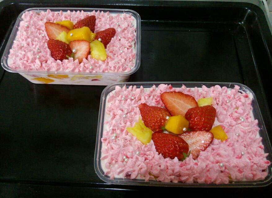 蛋糕水果盒子 ★快手美味甜品★的做法 步骤9