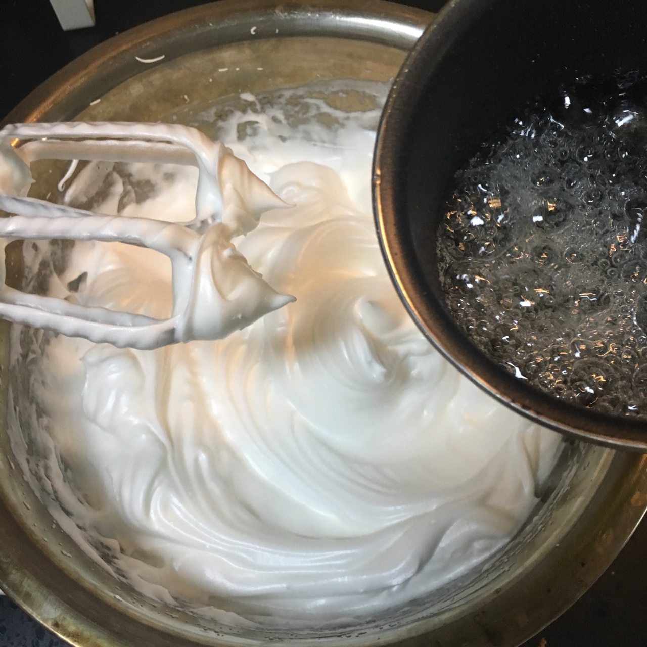 意式奶油霜（裱花、夾層用）的做法 步骤6