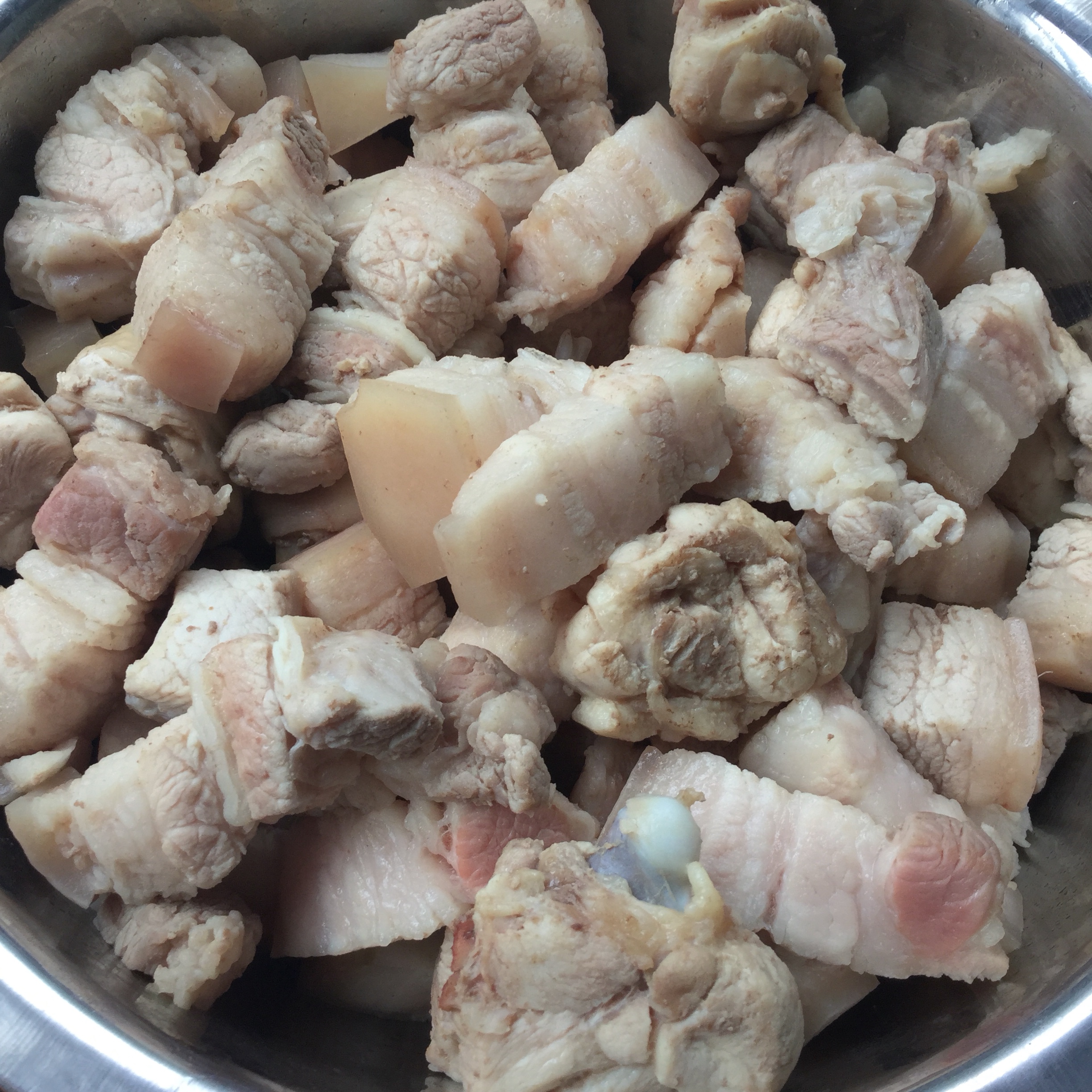 電飯煲燉五花肉的做法 步骤1