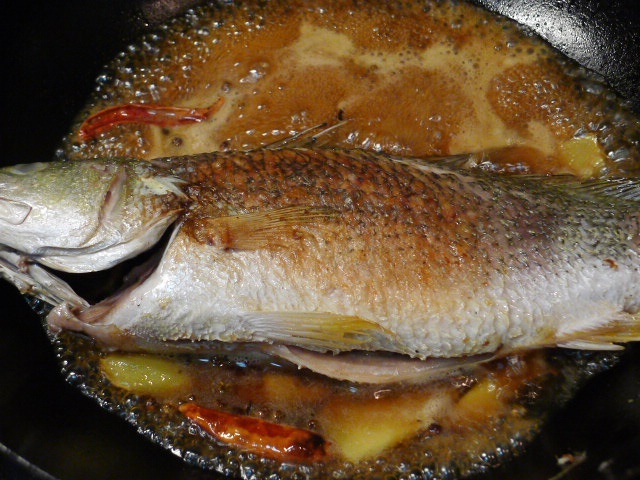 紅燒大黃花魚的做法 步骤5