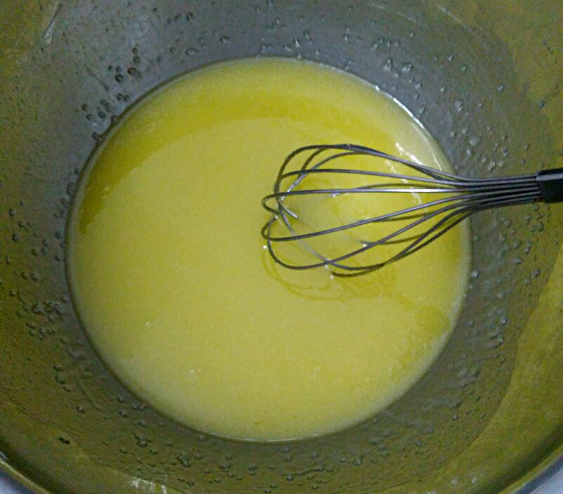花生芝麻椰蓉酥的做法 步骤2
