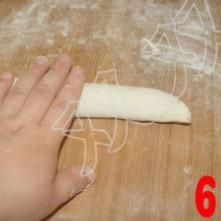 燙麪筋餅的做法 步骤6
