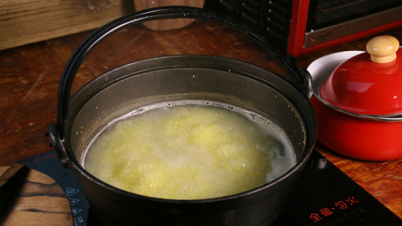 小米粥拌花釀的做法 步骤3