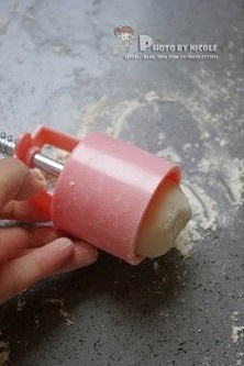 柚香椰蓉冰皮月的做法 步骤11