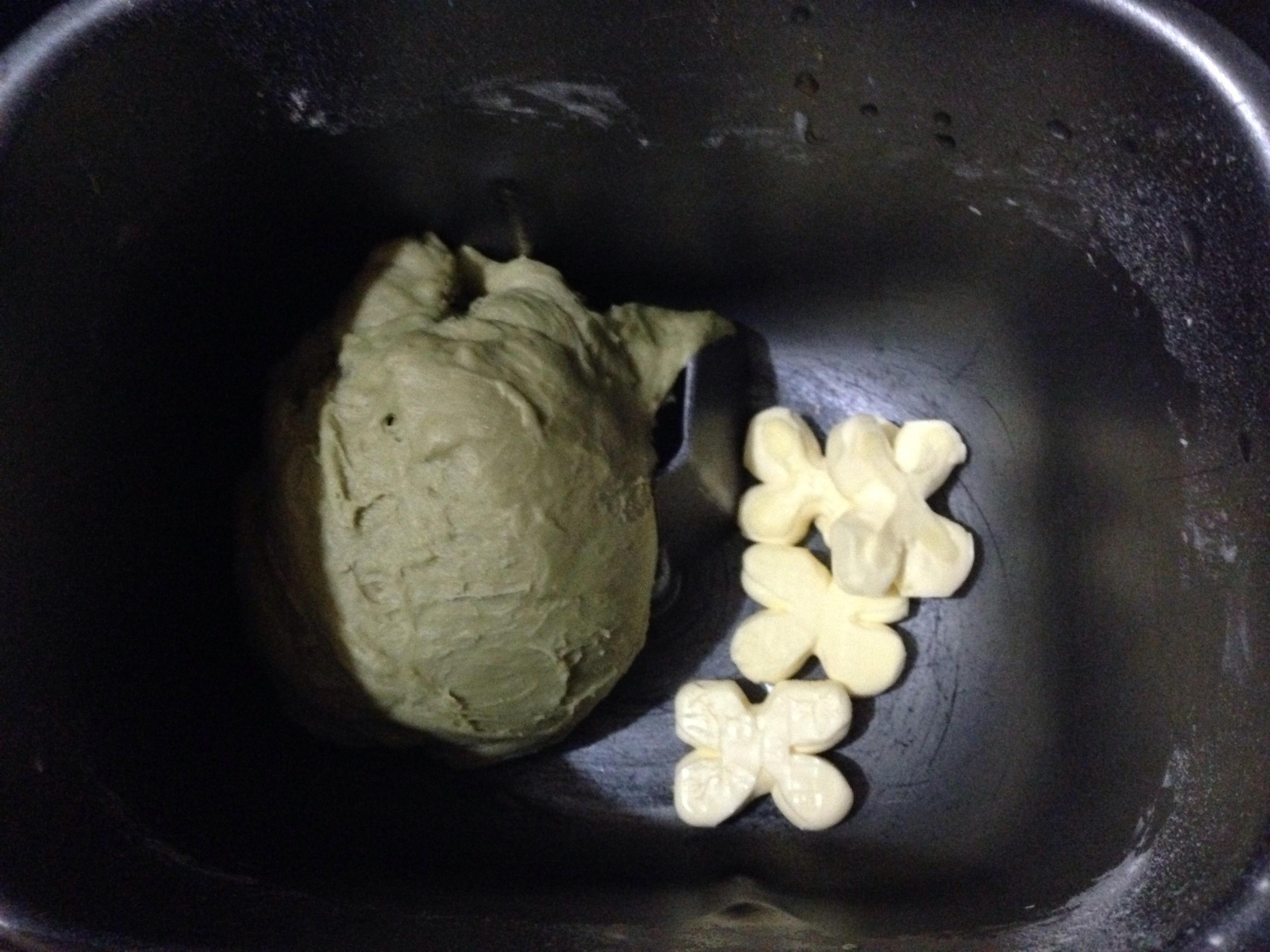 抹茶蜜豆麪包的做法 步骤2