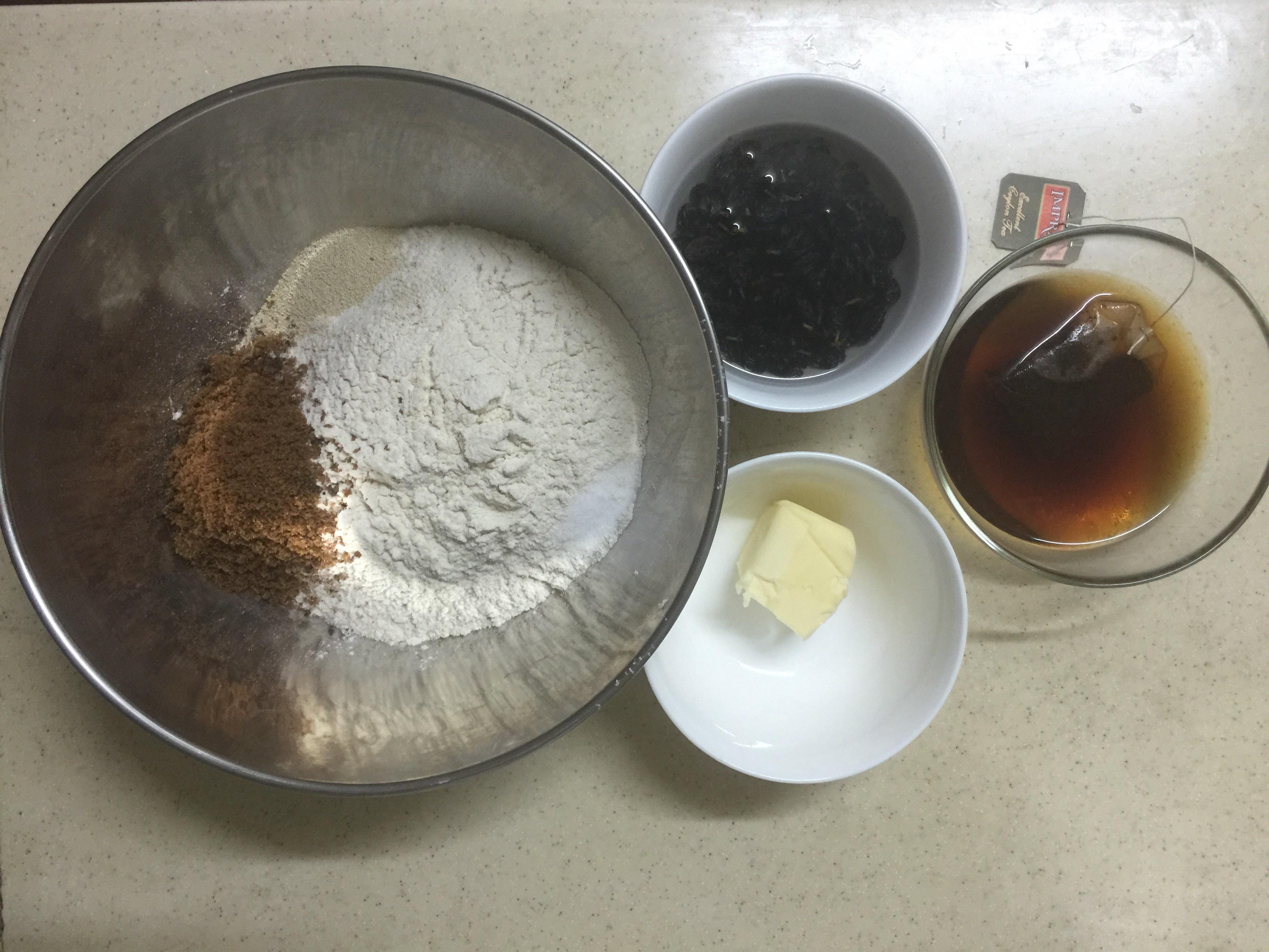 紅茶葡萄乾（仿原麥山丘/湯種）Earl Grey flavored bread filled with raisins的做法 步骤2