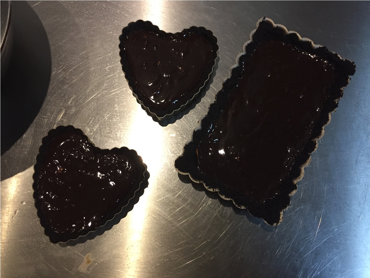 草莓奧利奧巧克力塔~免烤的做法 步骤6