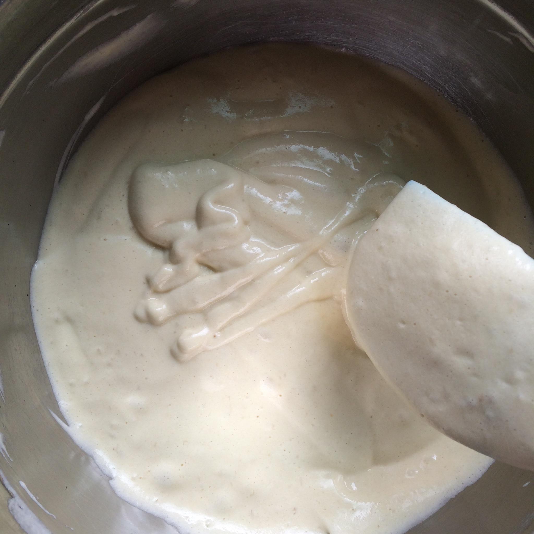 低糖少油椰漿香芋戚風蛋糕的做法 步骤7