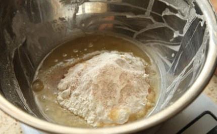 天然酵種椒鹽芝麻燒餅的做法 步骤1